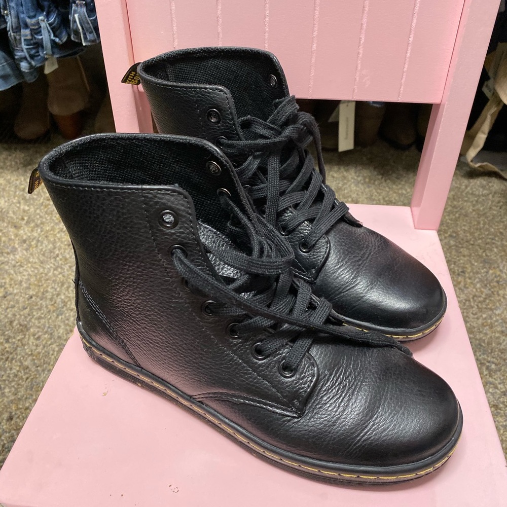 Women’s Dr Martens